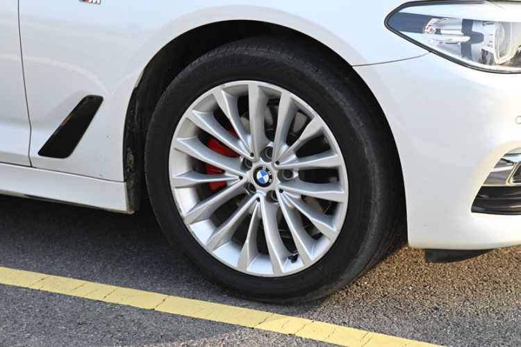 Used BMW 5 Series 2019 525Li Luxury Package
