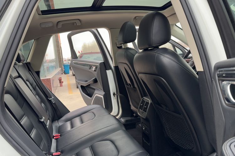 Used Zotye SR9 2017 2.0T Automatic Ultimate Edition
