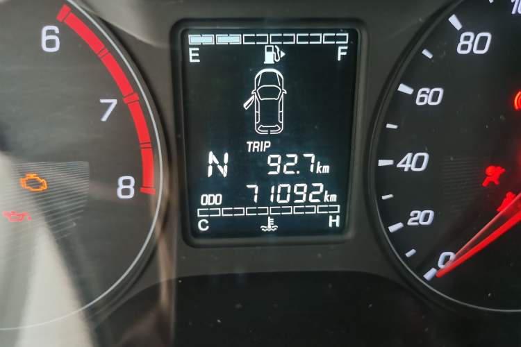 Used Baojun 310W 2018 1.5L Automatic Fashion Edition China VI
