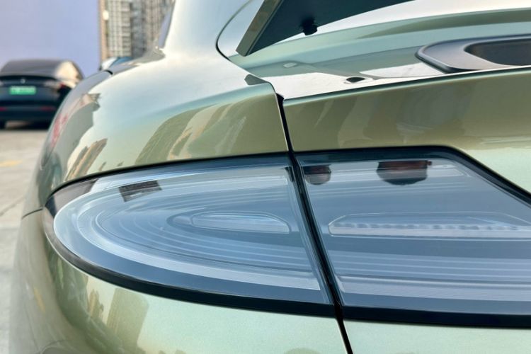 Used  SU7 2024 Rear-Drive Ultra-Long Range Advanced Pro-Level Intelligent Driving Version
