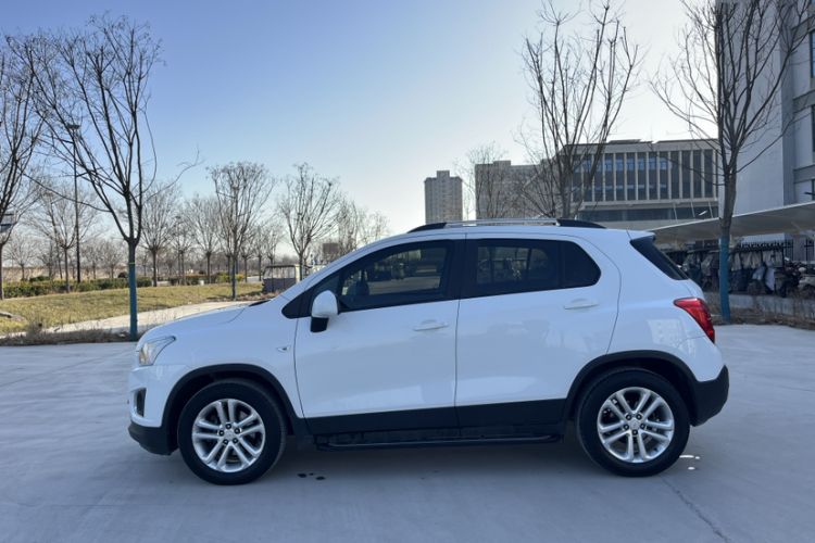 Used Chevrolet Trax 2016 1.4T Manual Two-Wheel Drive Comfort Version with Sunroof
