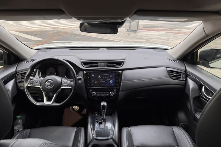 Used Nissan X-Trail 2019 2.5L CVT Smart Connect Luxury Edition 4WD
