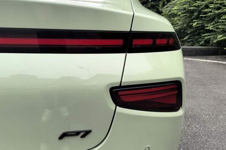 Used XPeng P7 2020 670E
