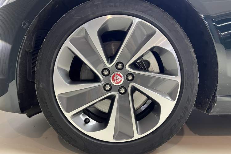 Used Jaguar XFL 2022 XFL 2.0T P200 Two-Wheel-Drive Elite Luxury Edition
