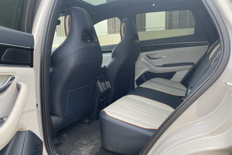 Used BYD Song PLUS New Energy 2024 HONOR Edition DM-i 150km Flagship PLUS
