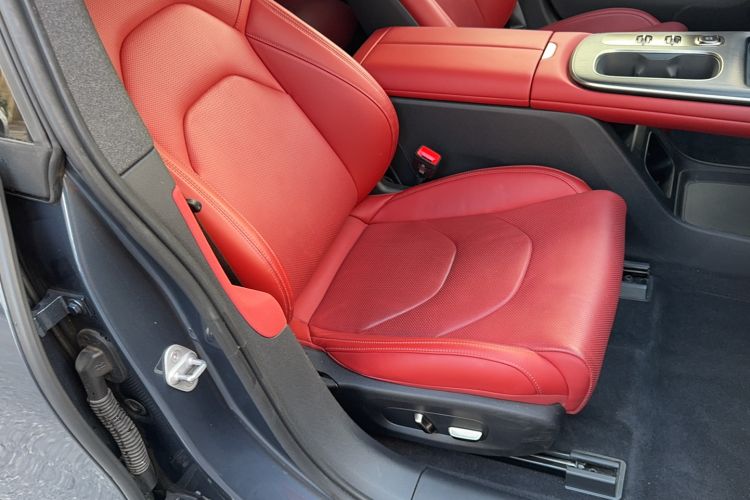 Used  SU7 2024 Rear-Drive Ultra-Long Range Advanced Pro-Level Intelligent Driving Version