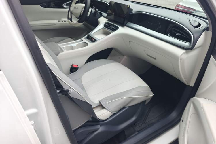 Used  Geome 2025 310km Youth Edition
