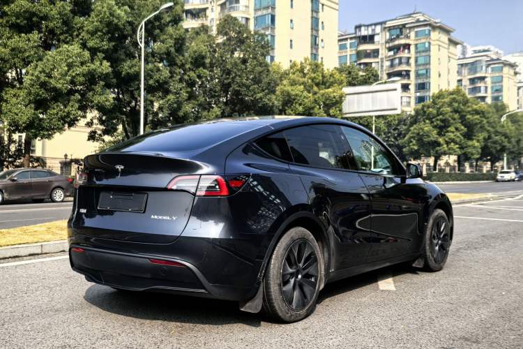 Used Tesla Model Y 2024 Rear-Wheel-Drive Version
