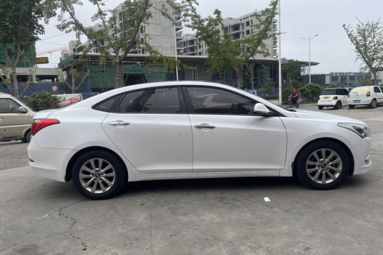 Used Hyundai Mistra 2014 1.8L Automatic Smart GLS
