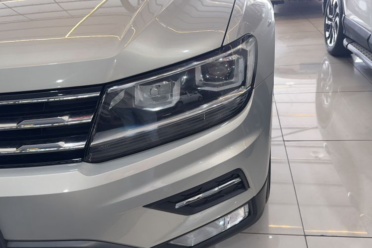 Used Volkswagen Tiguan L 2017 330TSI Automatic Two-Wheel Drive Luxury Edition
