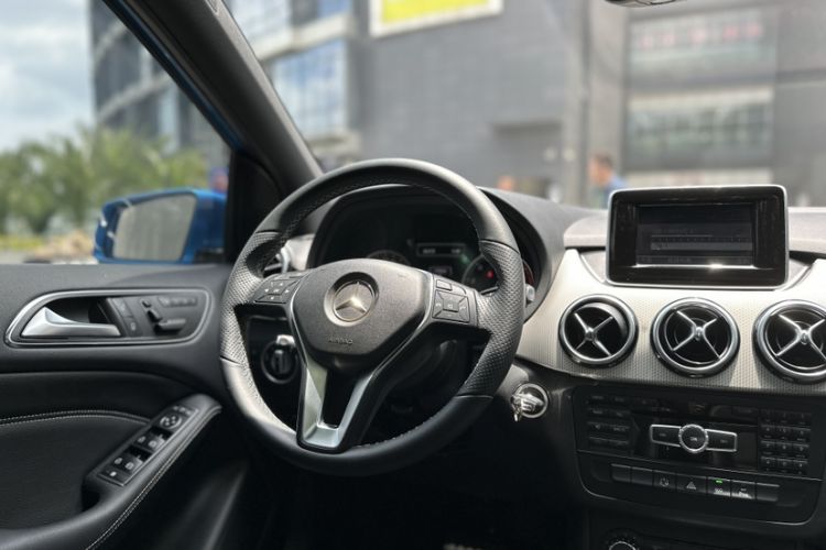 Used Mercedes-Benz B-Class 2012 B 200
