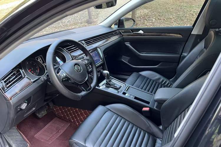 Used Volkswagen Magotan 2019 330TSI DSG Luxury Version China VI Standard