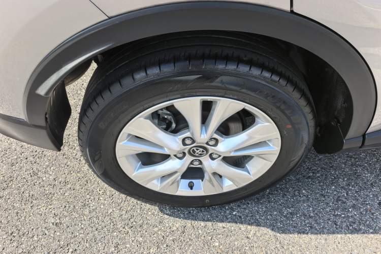 Used Toyota IZOA 2021 2.0L Yixing Version
