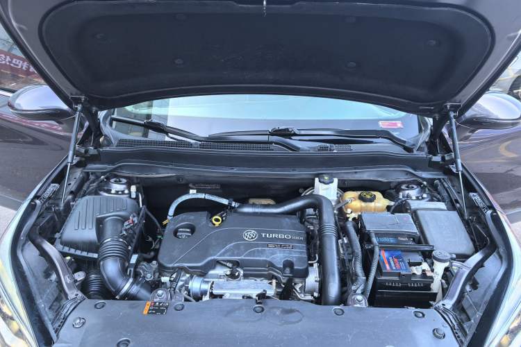 Used Buick Envision 2017 20T Two-Wheel Drive Luxury Model
