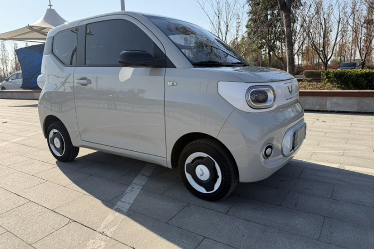 Used Wuling Hongguang MINIEV 2024 3rd Generation 215km Youth Edition
