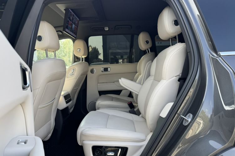 Used Li Auto L8 2023 Max model
