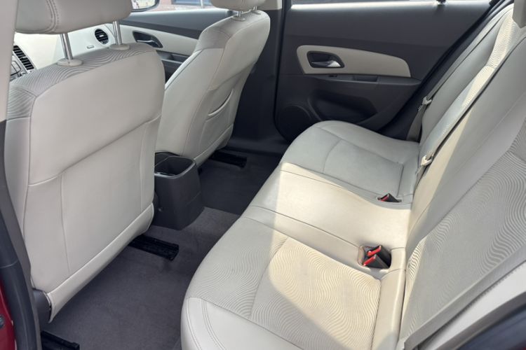 Used Chevrolet Cruze 2015 1.5L Classic SE AT
