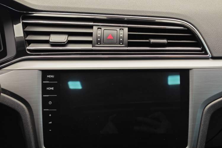 Used Volkswagen Lamando 2021 280TSI DSG Comfort Edition
