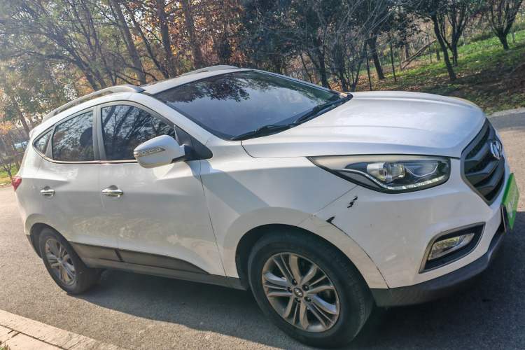 Used Hyundai ix35 2013 2.0L Automatic Two-Wheel Drive Smart GLS China IV Standard