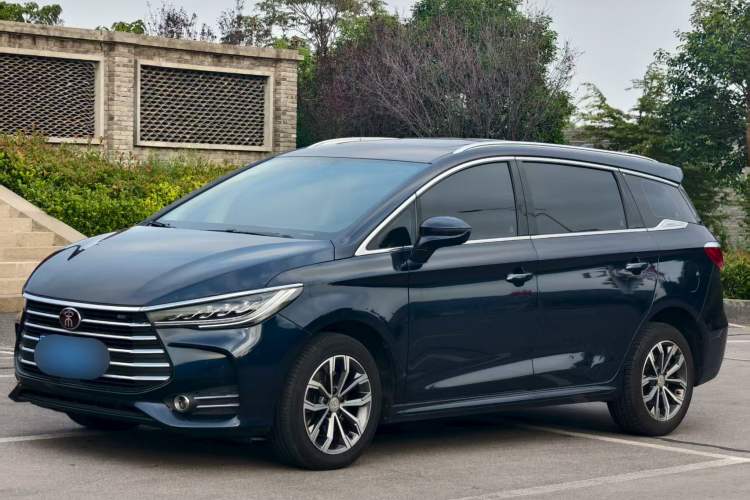 Used BYD Song MAX 2019 1.5T Automatic Smart Connect Ruiyi Sunroof Version 6 Seats China VI Standard
