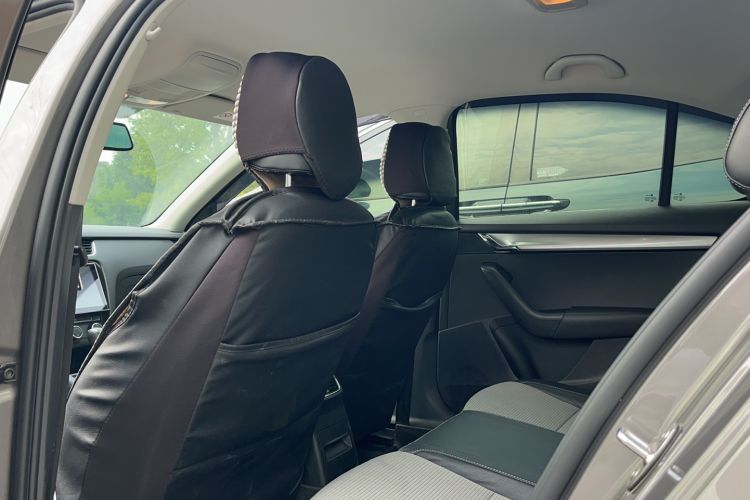 Used Skoda Octavia 2016 1.6L Automatic Chuanxing Edition