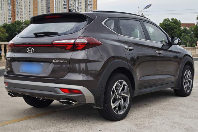 Used Hyundai Tucson 2019 280TGDi Dual-Clutch Two-Wheel Drive Fashion Edition China V Standard
