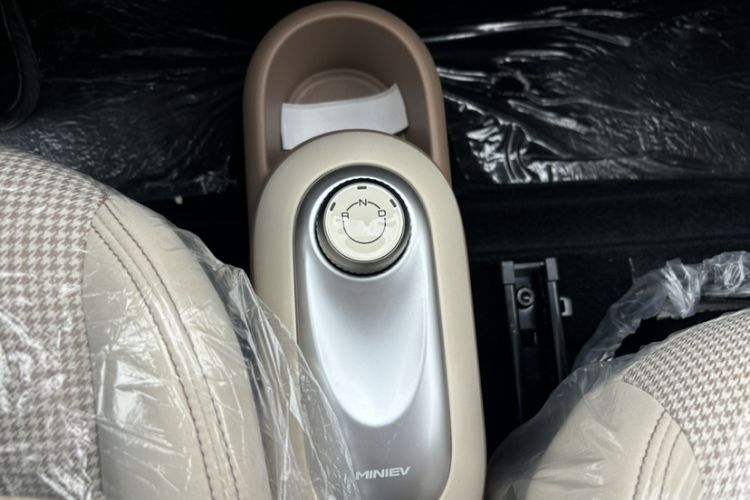 Used Wuling Hongguang MINIEV 2025 Four-Door Version Advanced Edition
