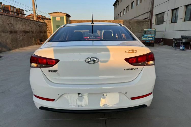 Used Hyundai Verna 2016 1.4L Manual Cool Edition GLS
