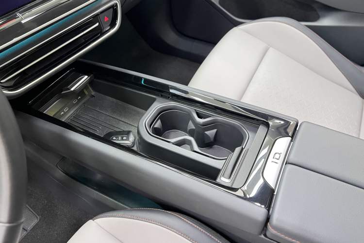 Used Volkswagen ID.7 VIZZION 2024 AIR model