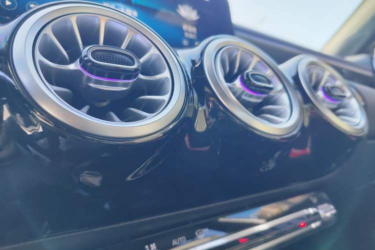 Used Mercedes-Benz A-Class 2022 A 200 L Sport Sedan Fashion Model
