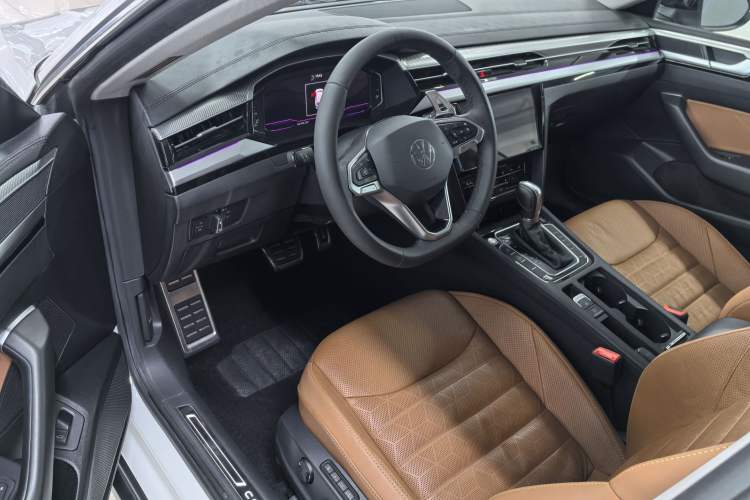 Used Volkswagen FAW-Volkswagen CC 2021 Estate Car 380TSI Vizion Edition
