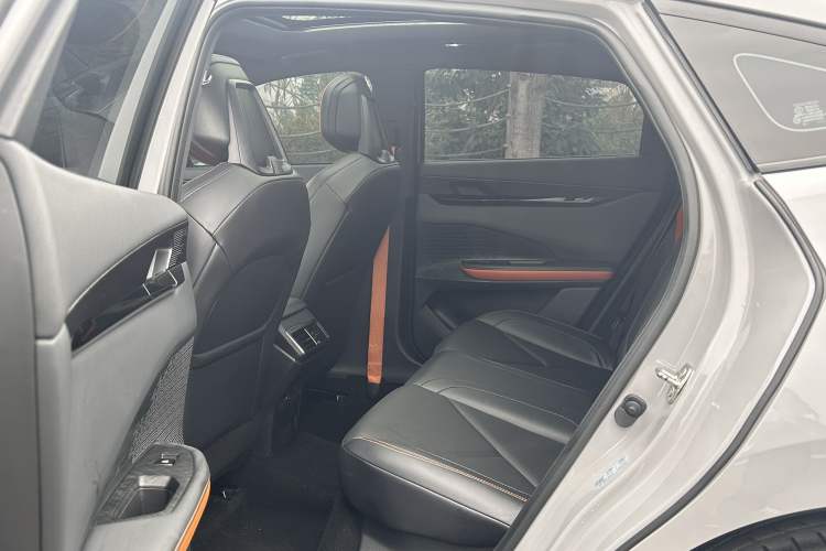 Used Changan UNI-V 2022 1.5T Prestige Version
