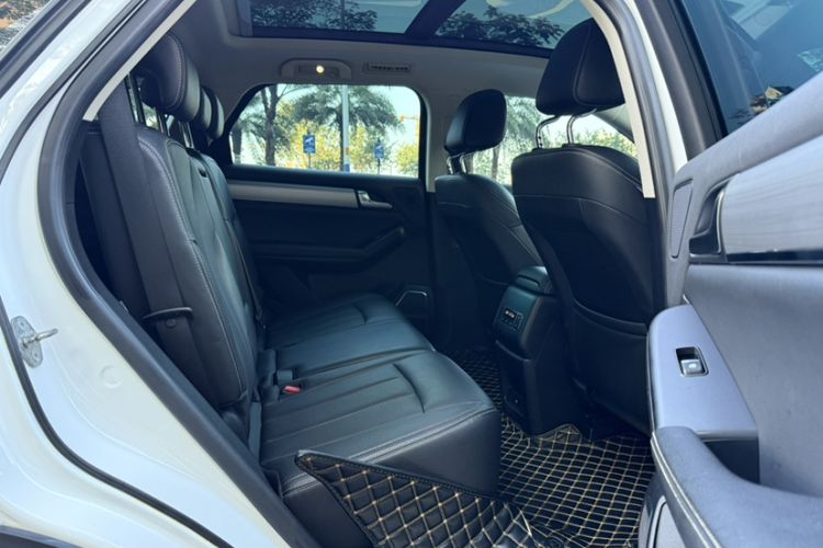 Used BYD Tang 2018 2.0T Automatic Smart Connect Prestige 7-Seater China V Standard
