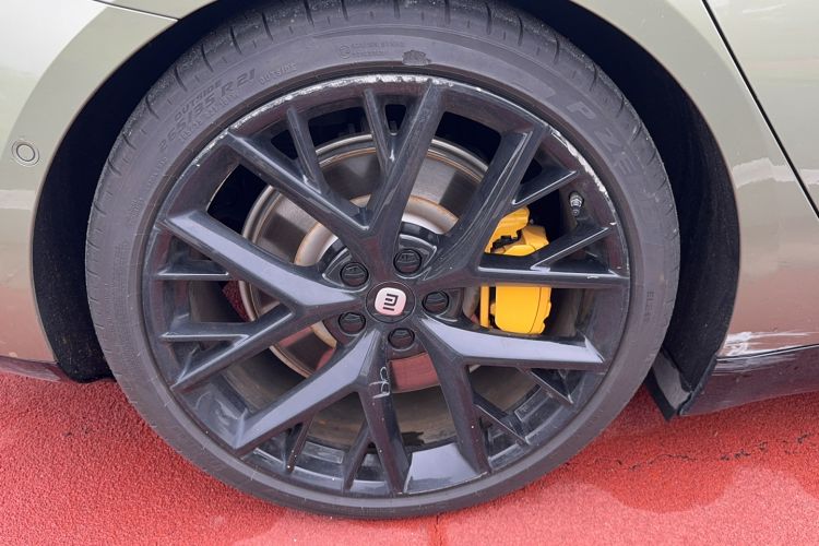 Used  SU7 2024 Four-Wheel Drive Ultra-Long Range Advanced Intelligent Driving Max Edition
