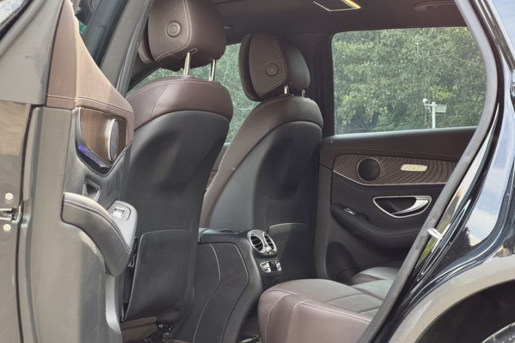 Used Mercedes-Benz GLC 2020 Facelift GLC 300 L 4MATIC Dynamic Edition
