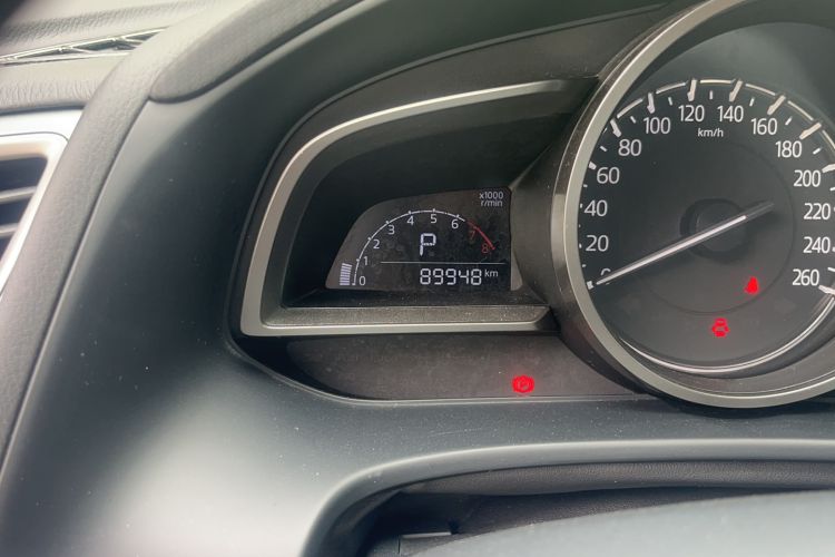 Used Mazda CX-4 2018 2.0L Automatic Two-Wheel Drive Blue Sky Exploration Version China V Standard
