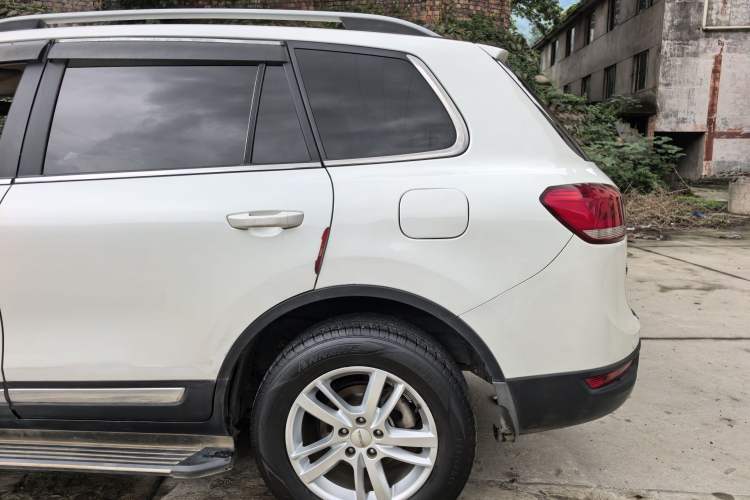 Used Yema T70 2016 1.8T CVT Ambition Model
