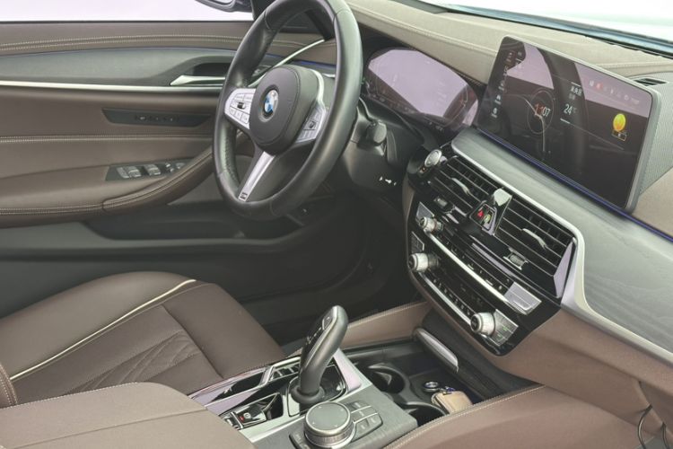 Used BMW 5 Series 2023 530Li Leading Model M Sport Package
