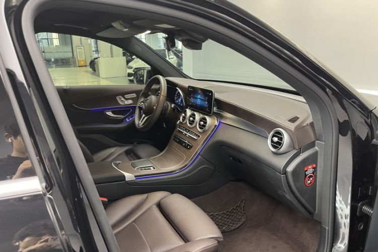 Used Mercedes-Benz GLC 2020 GLC 300 L 4MATIC Dynamic Edition
