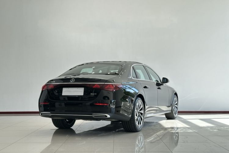 Used Mercedes-Benz E-Class 2025 Facelift E 300 L Luxury Edition
