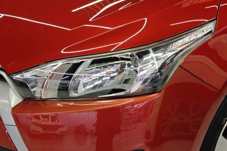 TDK.VehicleDetails.img