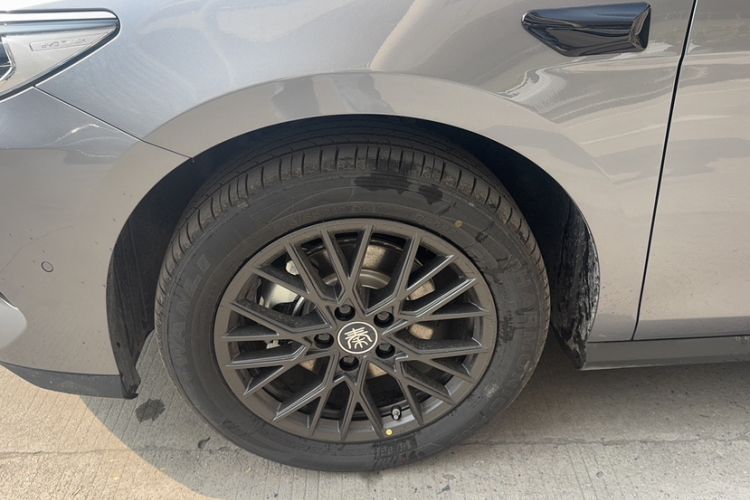 Used BYD Qin PLUS 2025 EV Smart Drive Edition 420KM Leading Model