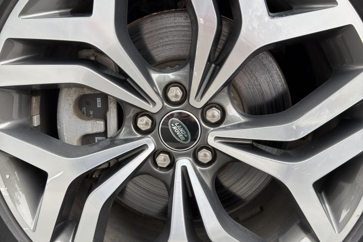 Used Land Rover Range Rover Evoque 2023 Aurora L 249 PS Luxury Edition