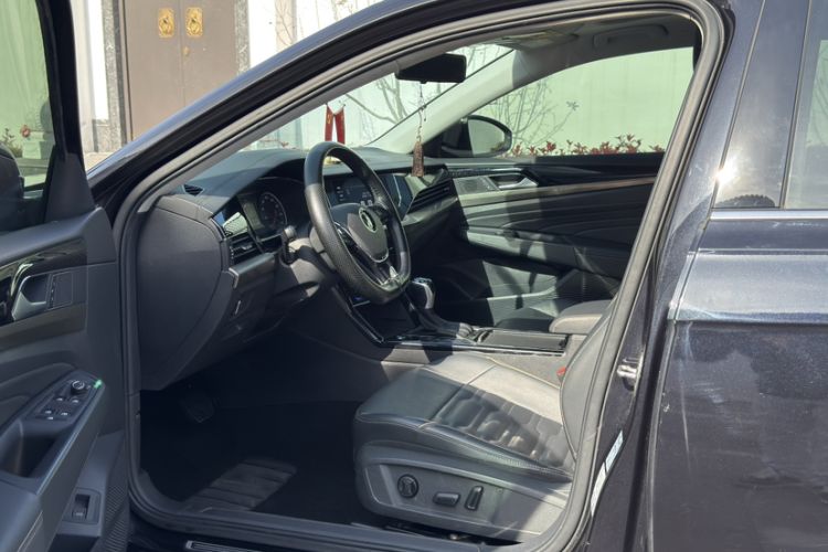 Used Volkswagen Passat 2021 330TSI Elite Edition
