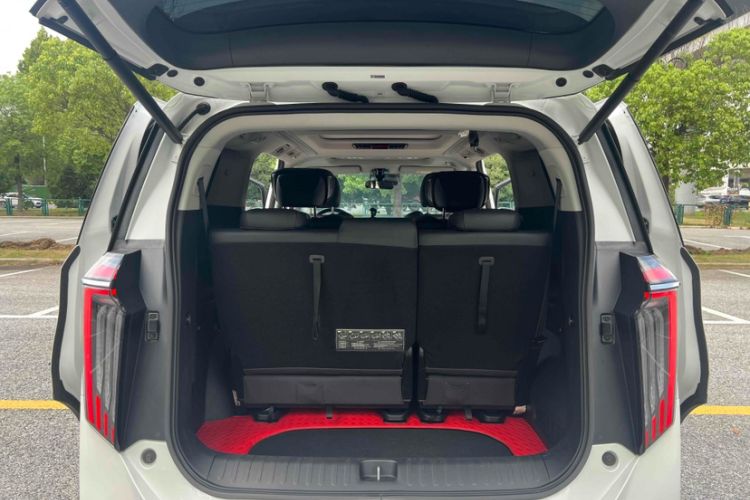 Used GAC Trumpchi M8 2024 Master Series 400T Prestige Edition
