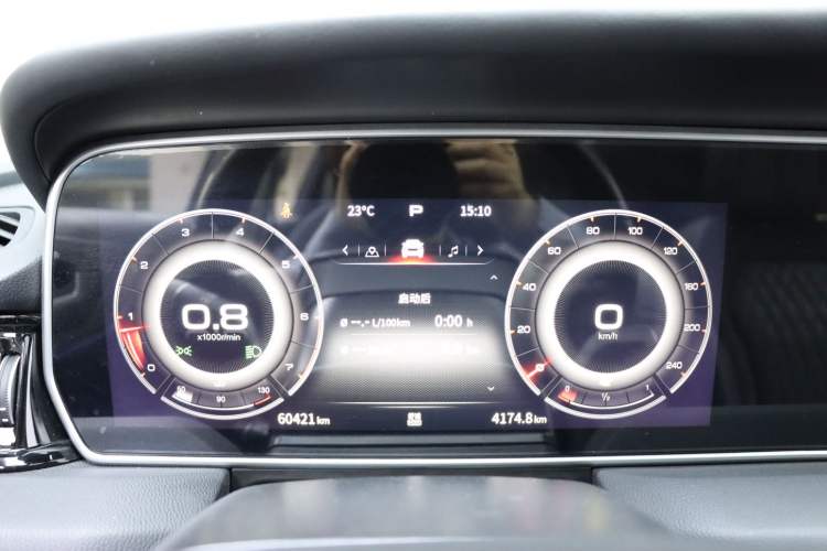 Used Hongqi HS5 2022 Revised Version 2.0T Smart Connect Flagship Edition
