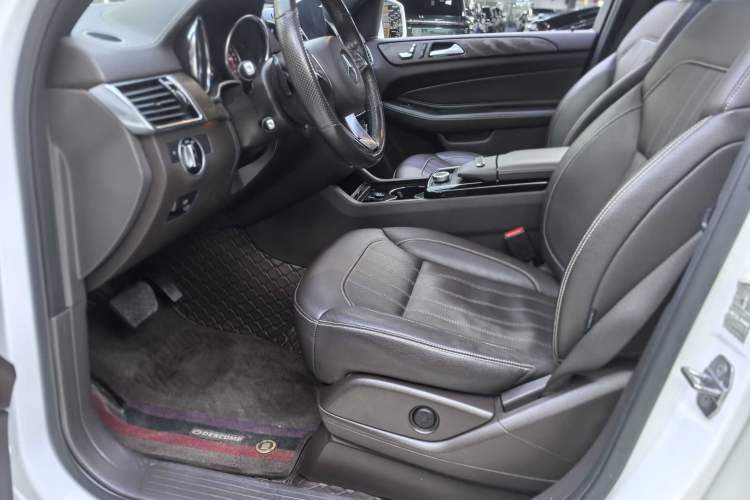 Used Mercedes-Benz GLE 2018 GLE 320 4MATIC Dynamic Edition Collector's Edition
