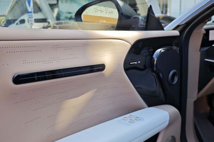 Used  07 2024 Pro+ Range-Extended Edition
