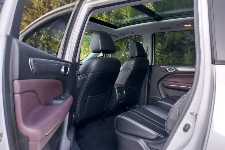 Used GAC Trumpchi M6 2021 270T DCT Luxury Edition (6-seater)
