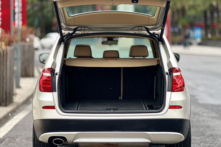 Used BMW X3 2013 Facelifted xDrive20i Luxury Edition